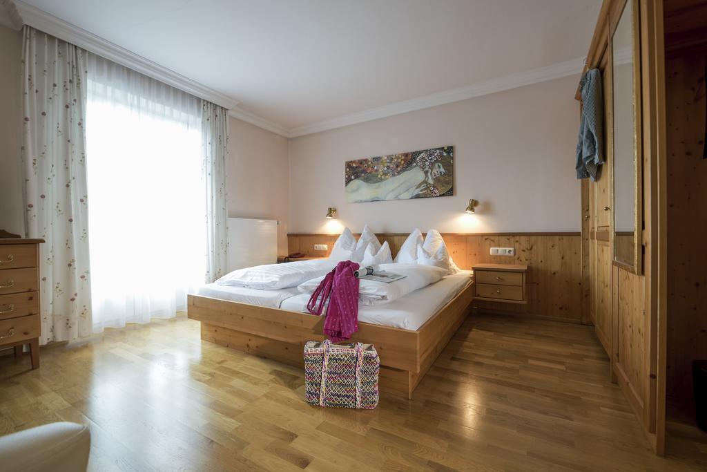 Hotel&Landgasthof Ragginger Attersee Nussdorf am Attersee Esterno foto