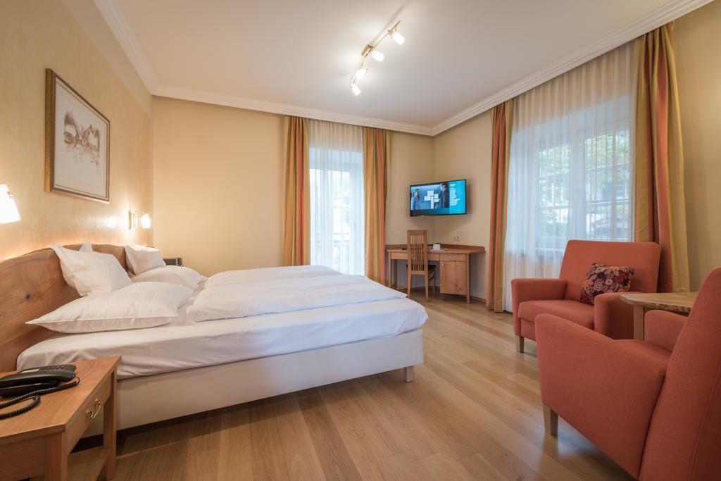 Hotel&Landgasthof Ragginger Attersee Nussdorf am Attersee Esterno foto